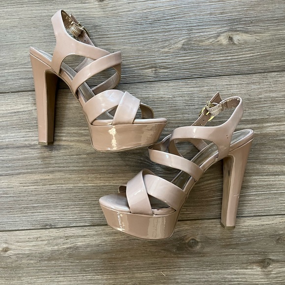 Jessica Simpson 6” Tan Strappy Heels Size 9.5 - Picture 4 of 9